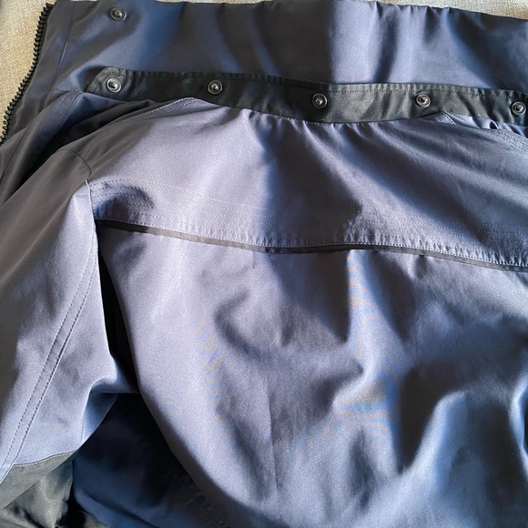 Winter jacket - Picture 9 of 14